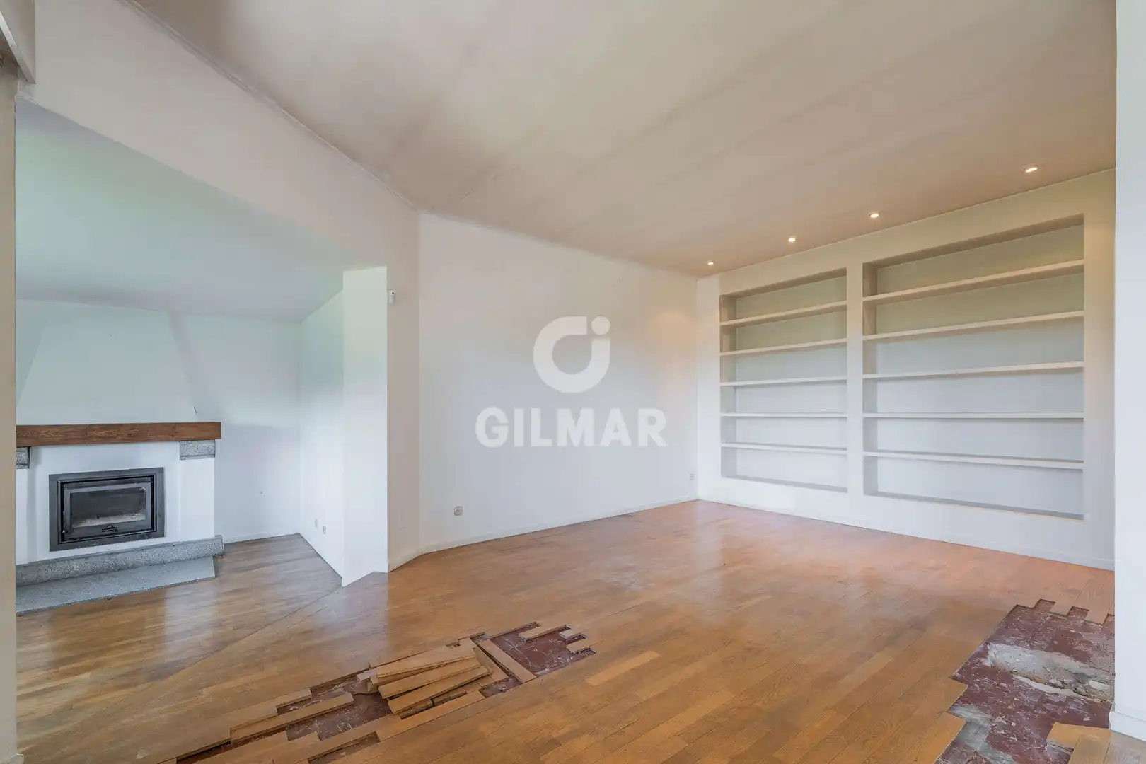 Habitación de Casa o chalet en venta en Pozuelo de Alarcón con Calefacción, Jardín privado y Piscina