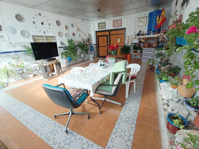 Casa-chalet en Venta en Membrilla