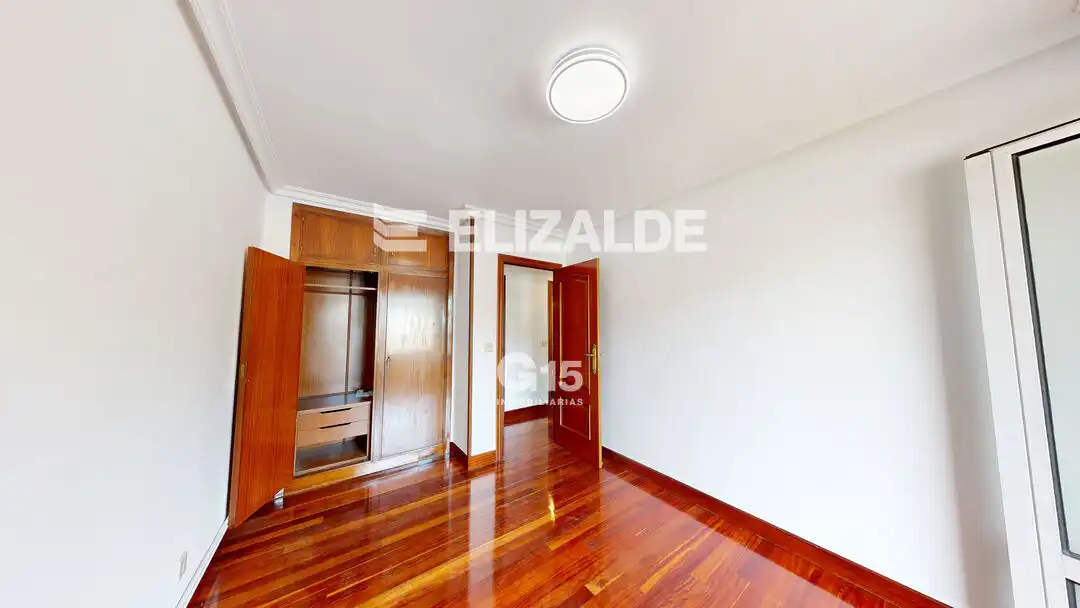 Habitación de Piso en venta en Hernani con Terraza, Trastero y Balcón