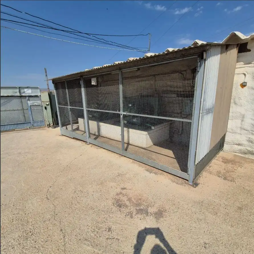 Exterior view of Commercial properties for rent in Viver  with Air Conditioner and Furnished