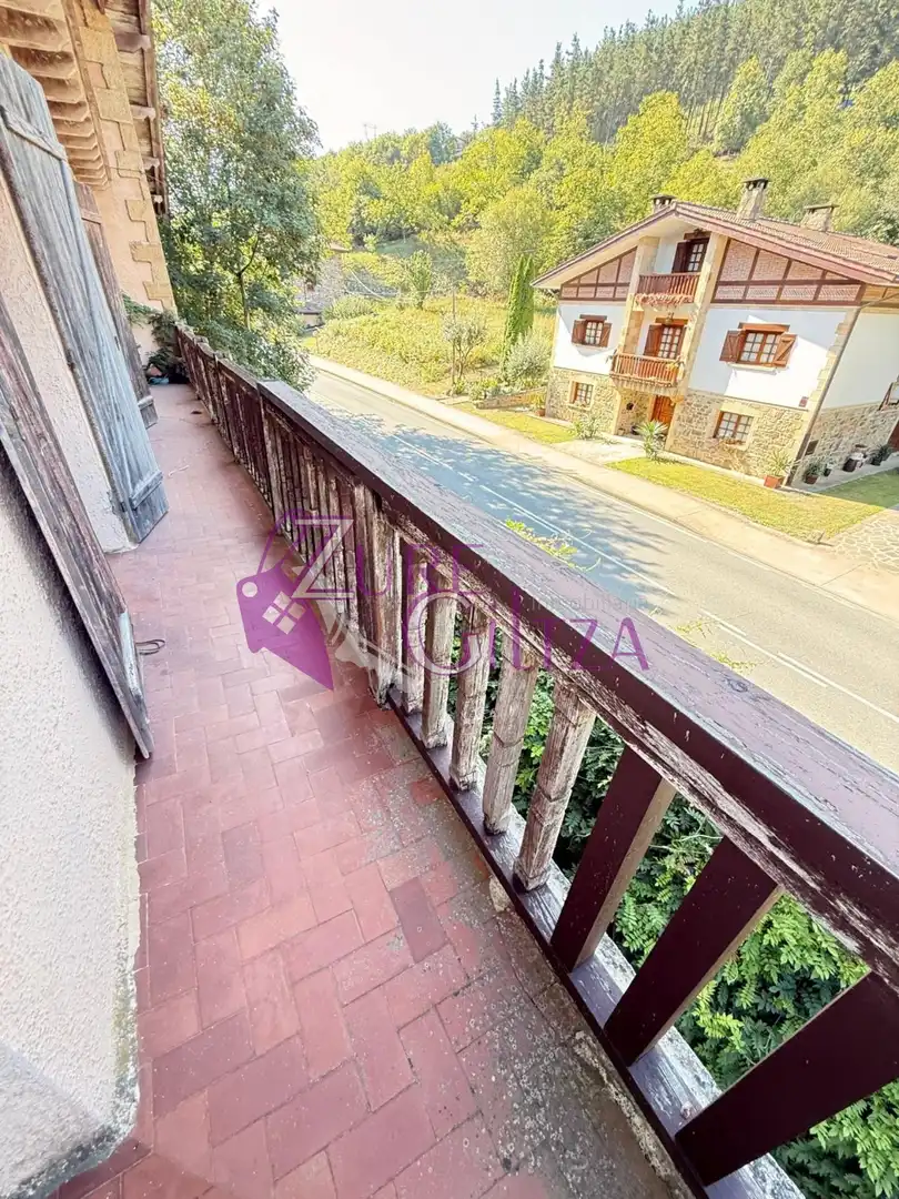 Balcony of Houses for sale in Artea  with Heating, Private garden and Terrace