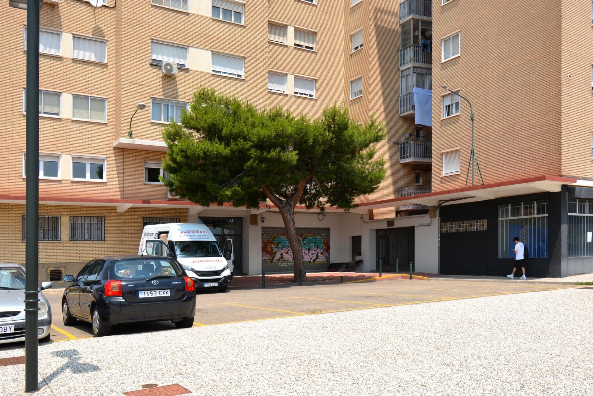 Exterior view of Flat for sale in  Zaragoza Capital  with Air Conditioner and Balcony