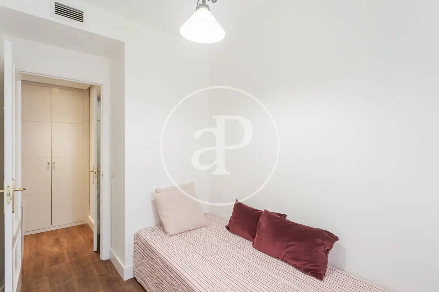 Bedroom of Duplexes for sale in Madrid  with Air Conditioner, Heating and Storage room