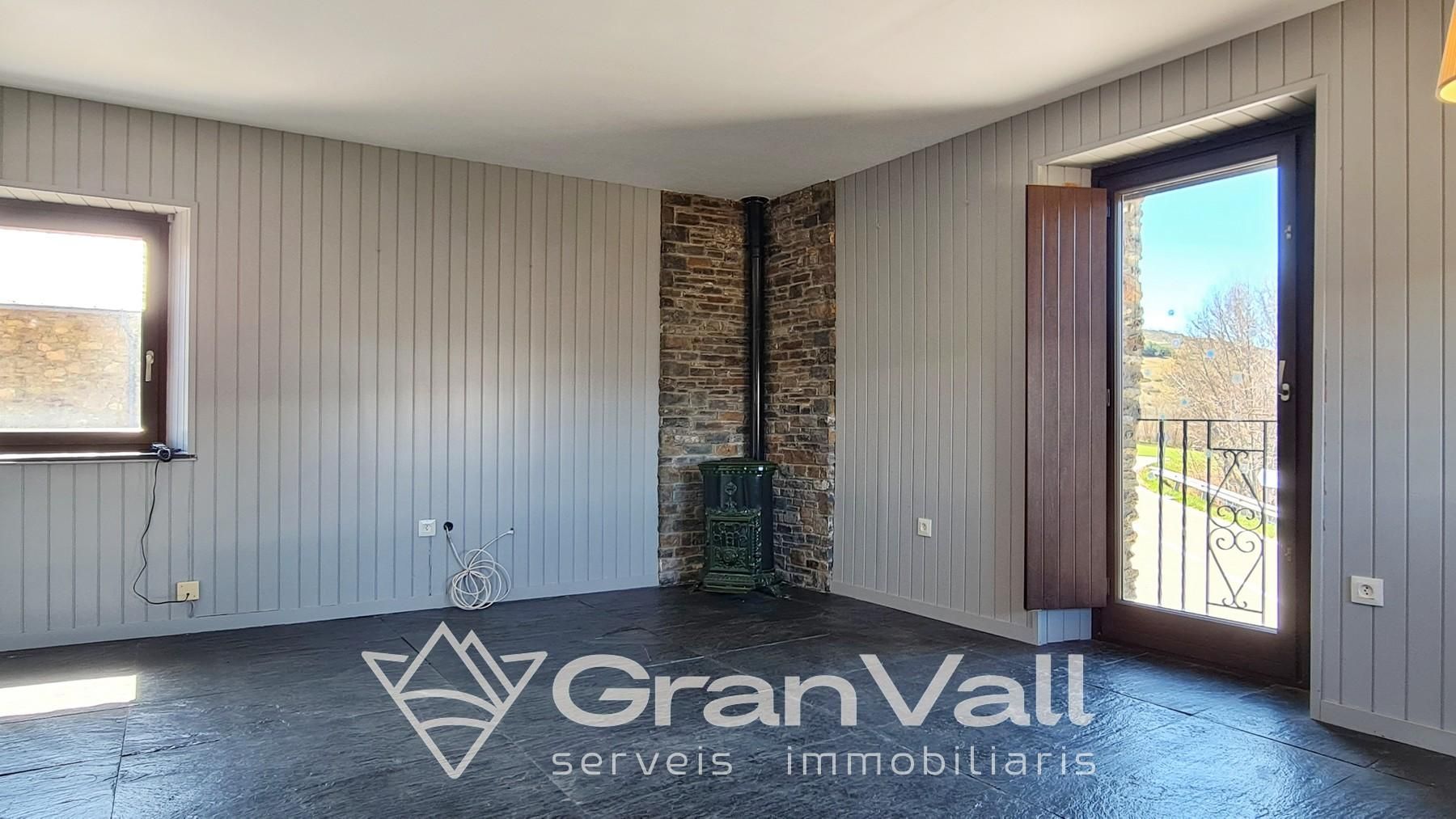 Casa adosada en venta en Fontanals de Cerdanya con Calefacción y Horno