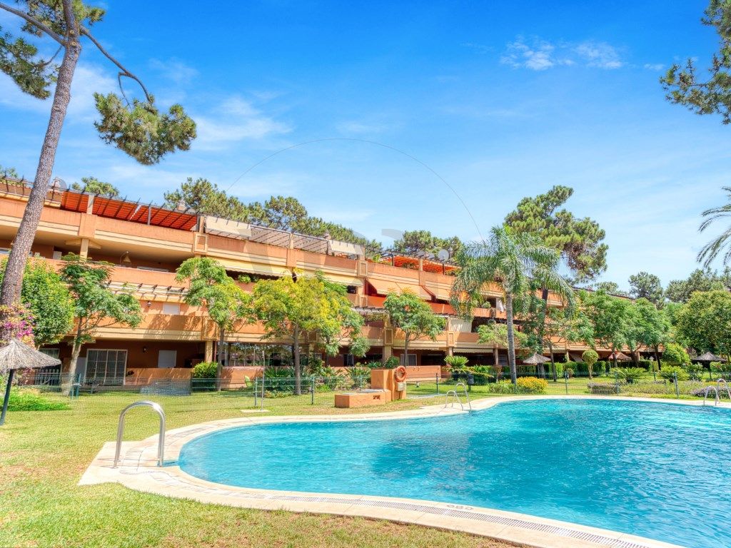 Exterior view of Apartment for sale in Marbella