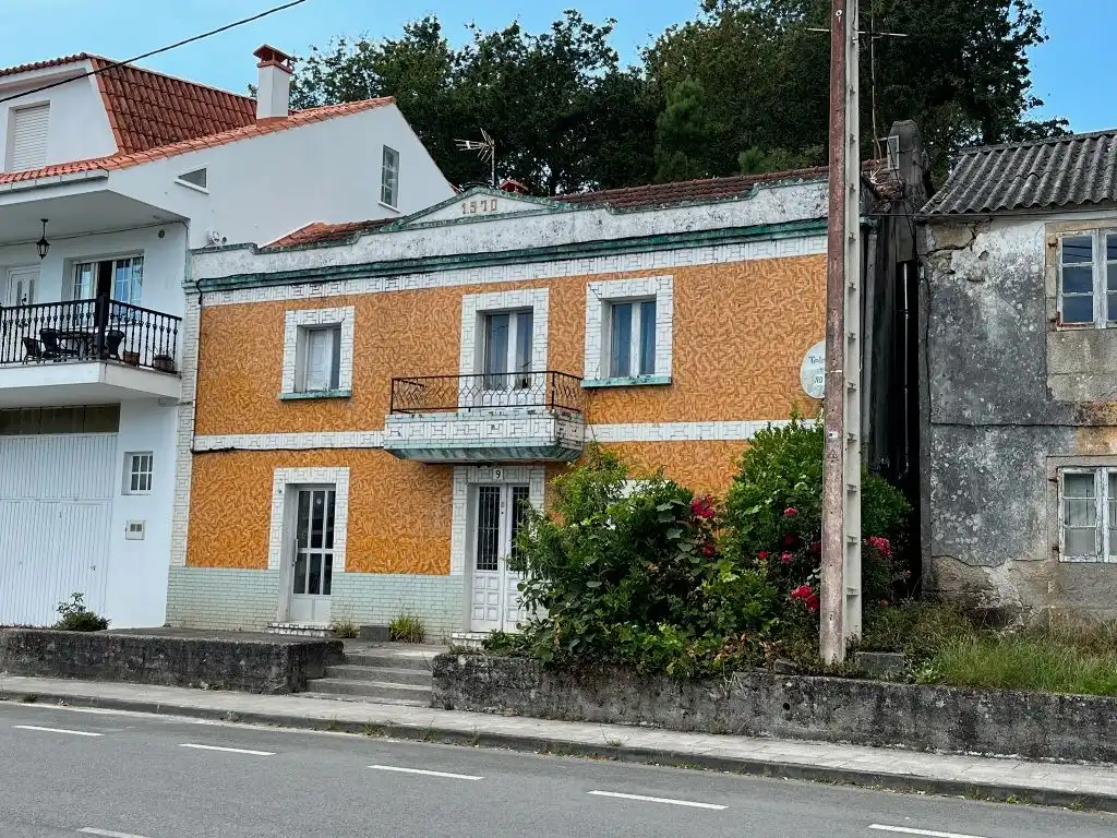Casa en venda a Outes, imagen 2