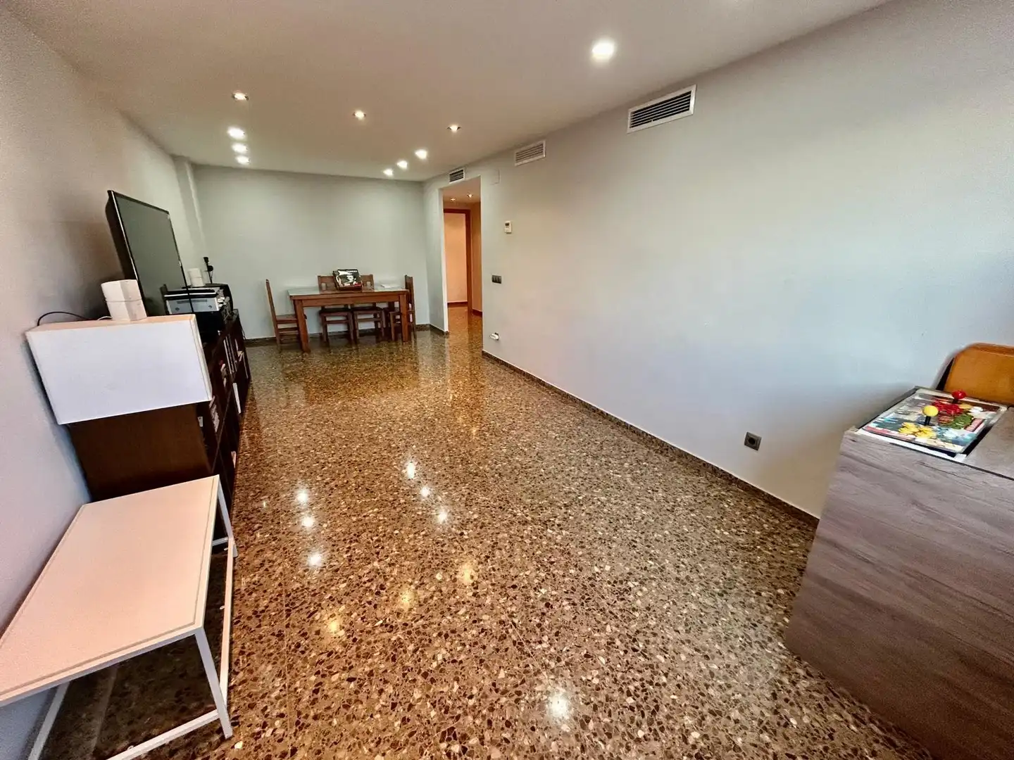 Piso en venta en Nou Moles, L'Olivereta, Valencia Capital