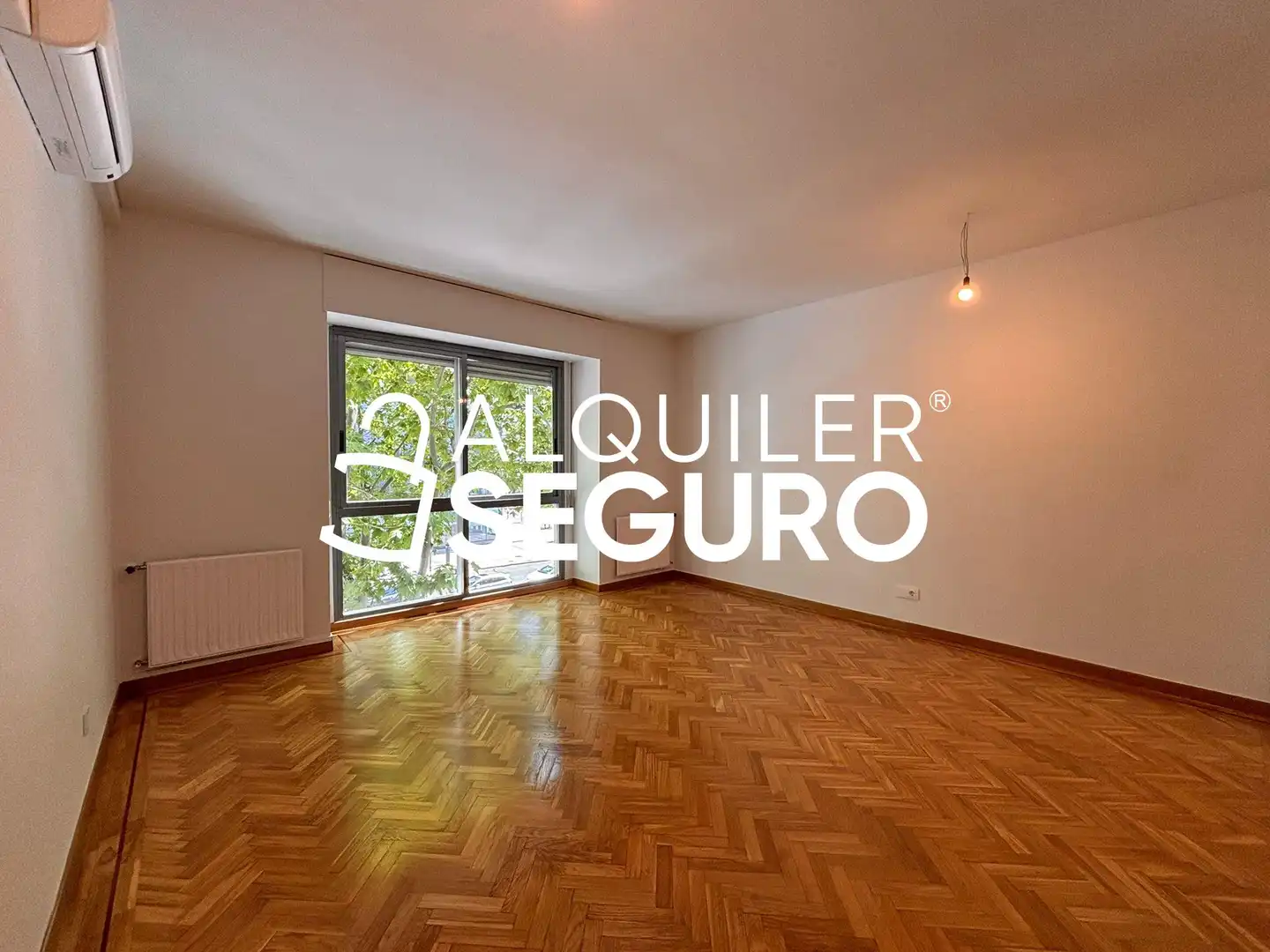 Sala de estar de Piso de alquiler en Madrid con Aire acondicionado y Calefacción