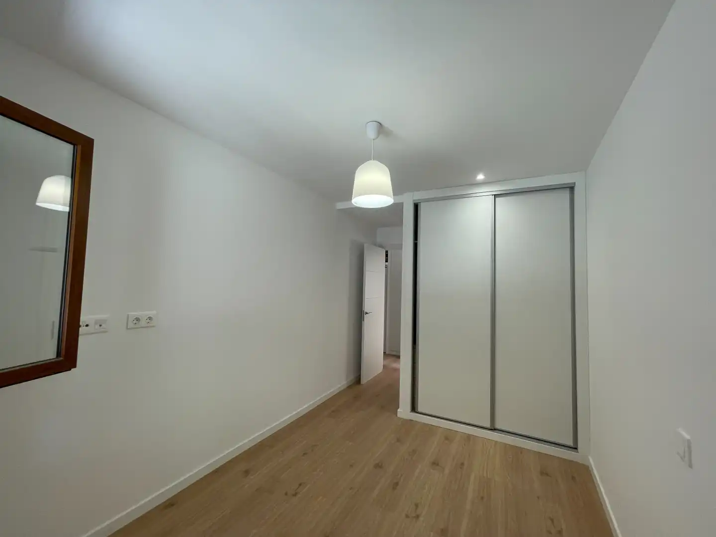 Habitación de Planta baja de alquiler en San Agustín del Guadalix con Calefacción, Horno y Lavadora