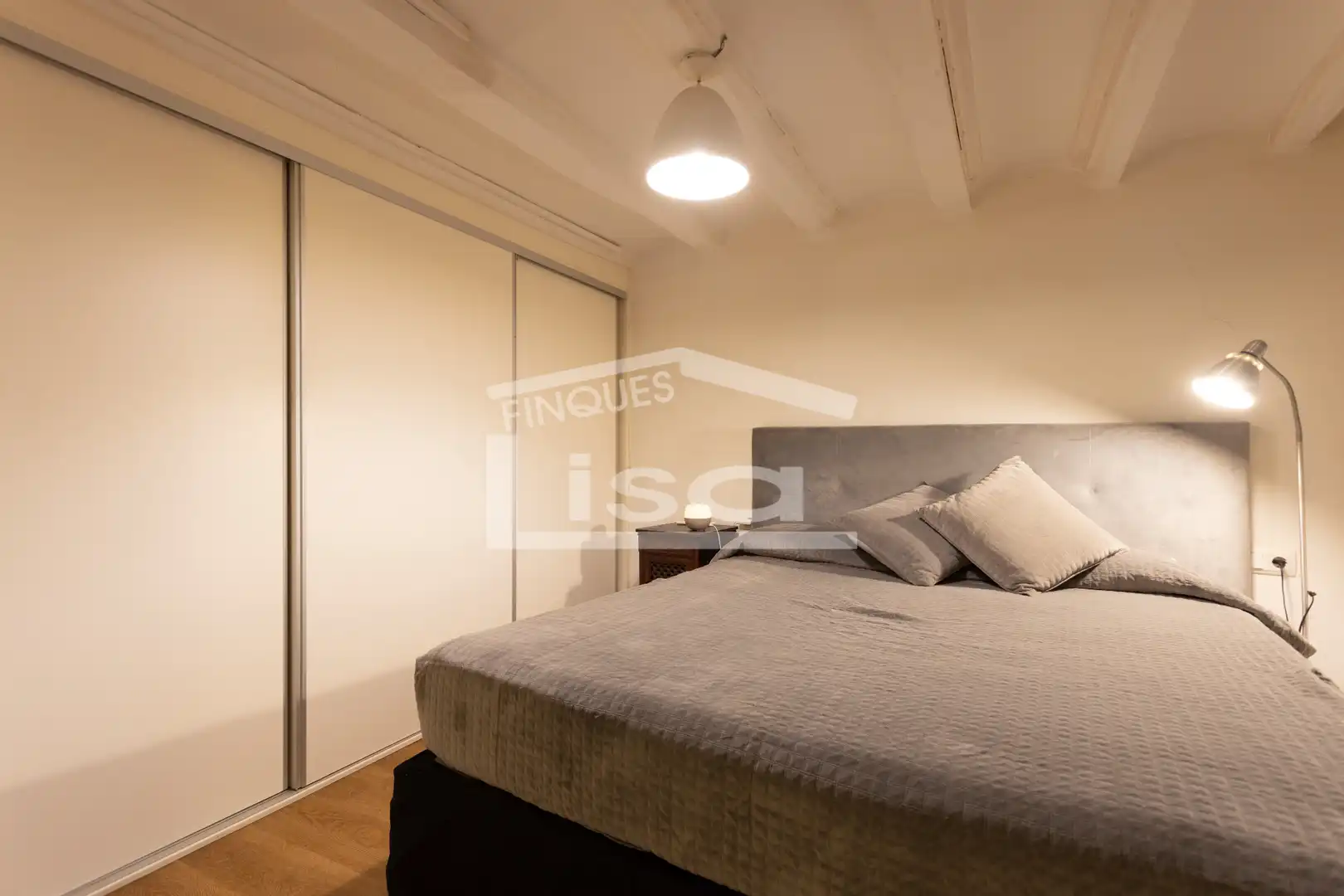 Habitación de Piso en venta en Barcelona con Aire acondicionado, Calefacción y Parquet