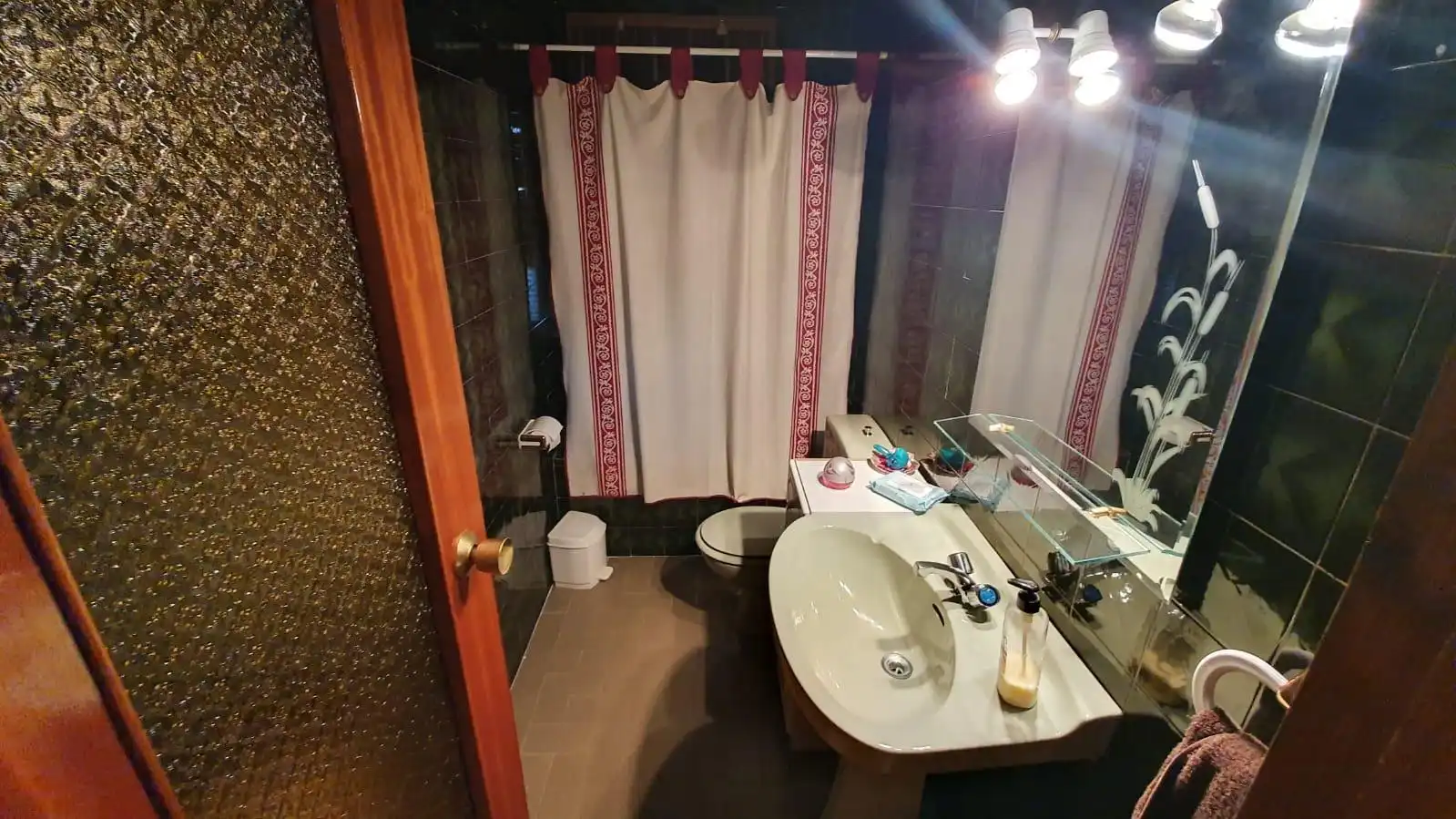 Baño de Casa o chalet en venta en Aldea del Fresno con Aire acondicionado y Piscina