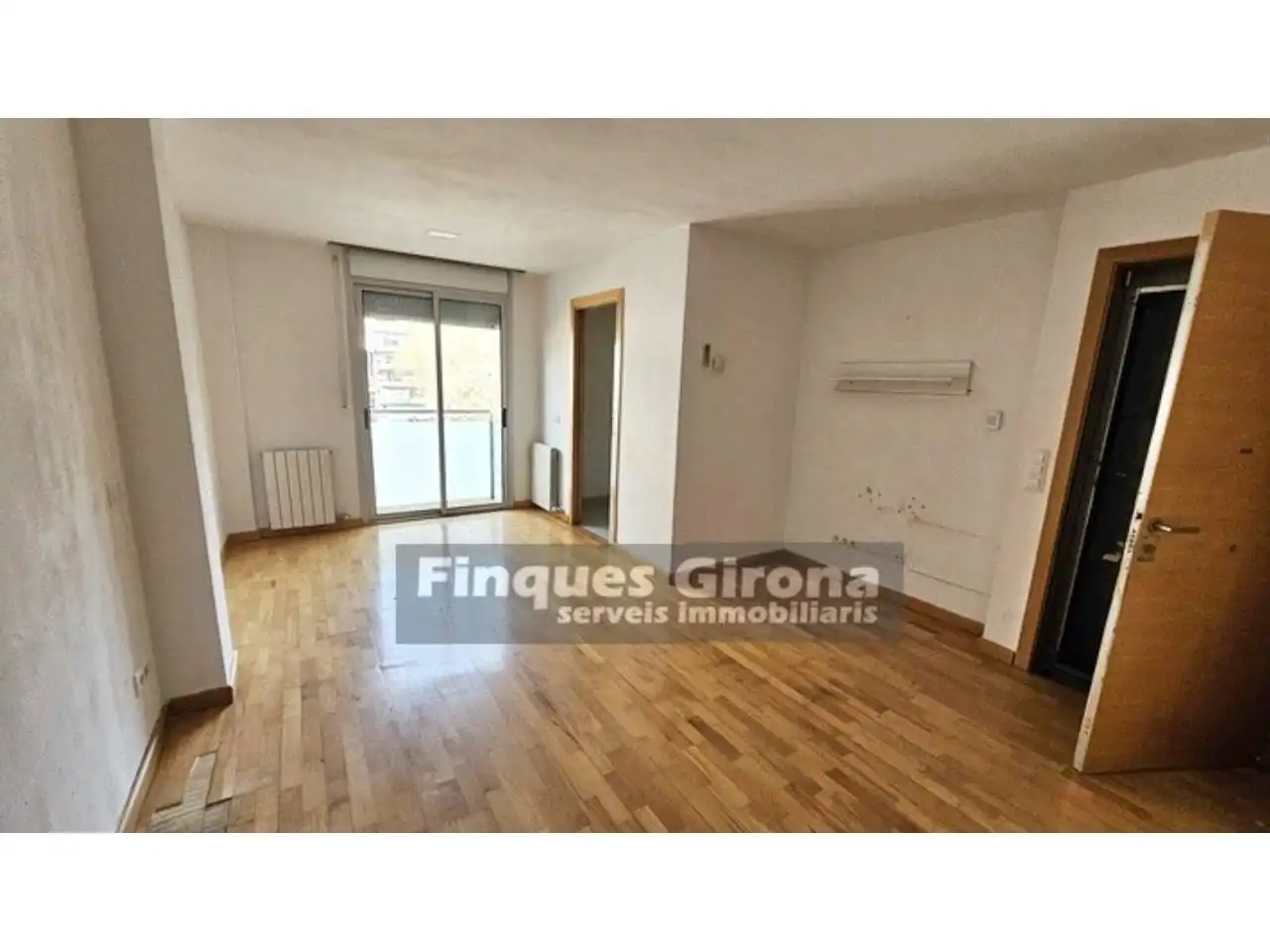 Vista exterior de Piso en venta en Girona con Aire acondicionado, Calefacción y Parquet