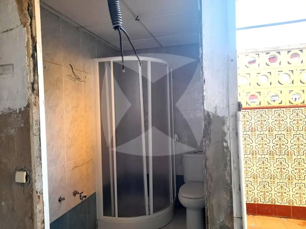 Bany de Casa adosada en venda en Badajoz
