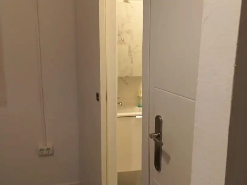 Studio with lift to rent in d arago 160, imagen 17