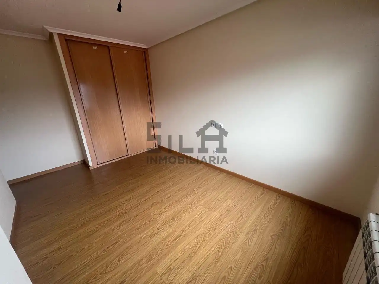 Habitación de Piso en venta en San Cibrao das Viñas con Calefacción y Trastero