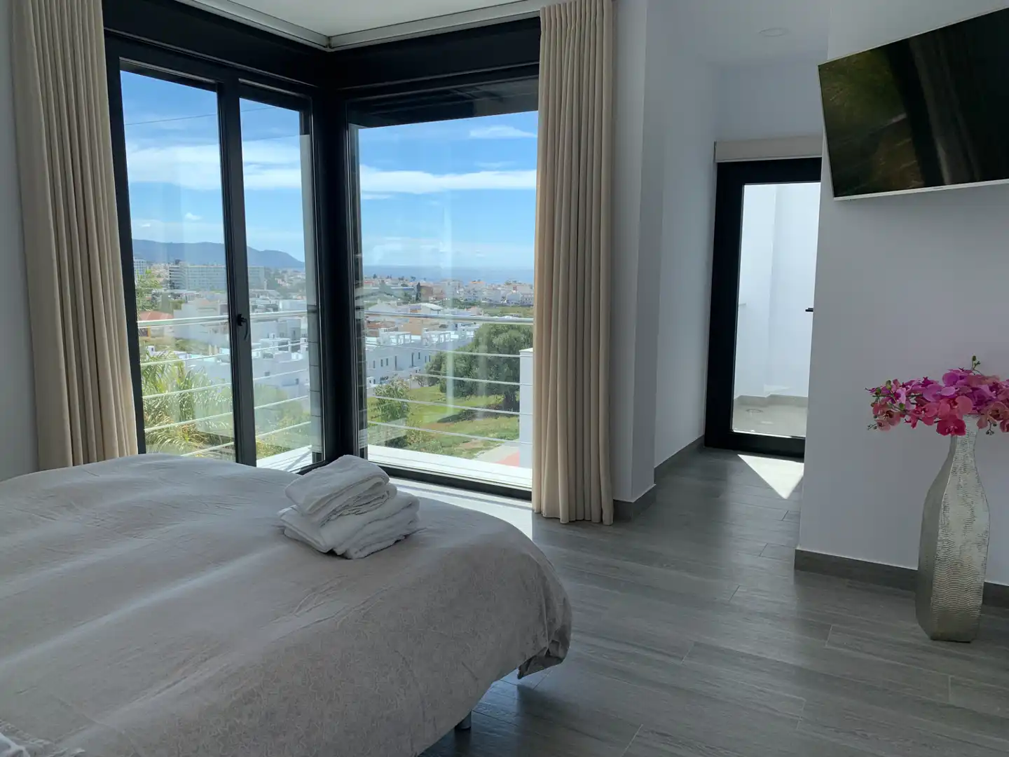 Bedroom of Houses for rent in Nerja  with Air Conditioner, Private garden and Terrace