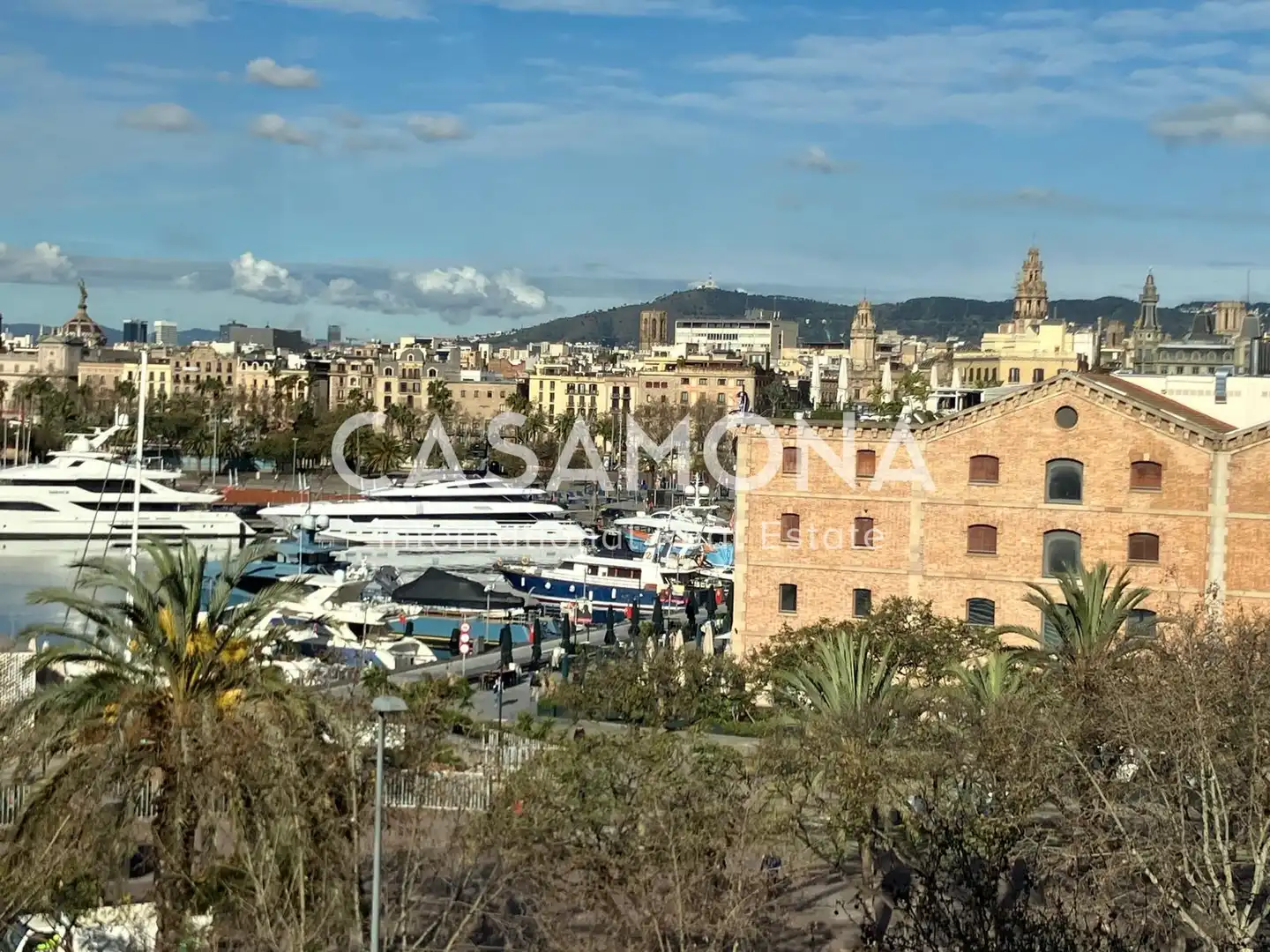 Außenansicht von Wohnungen zur Miete in Barcelona mit Klimaanlage, Heizung und Terrasse