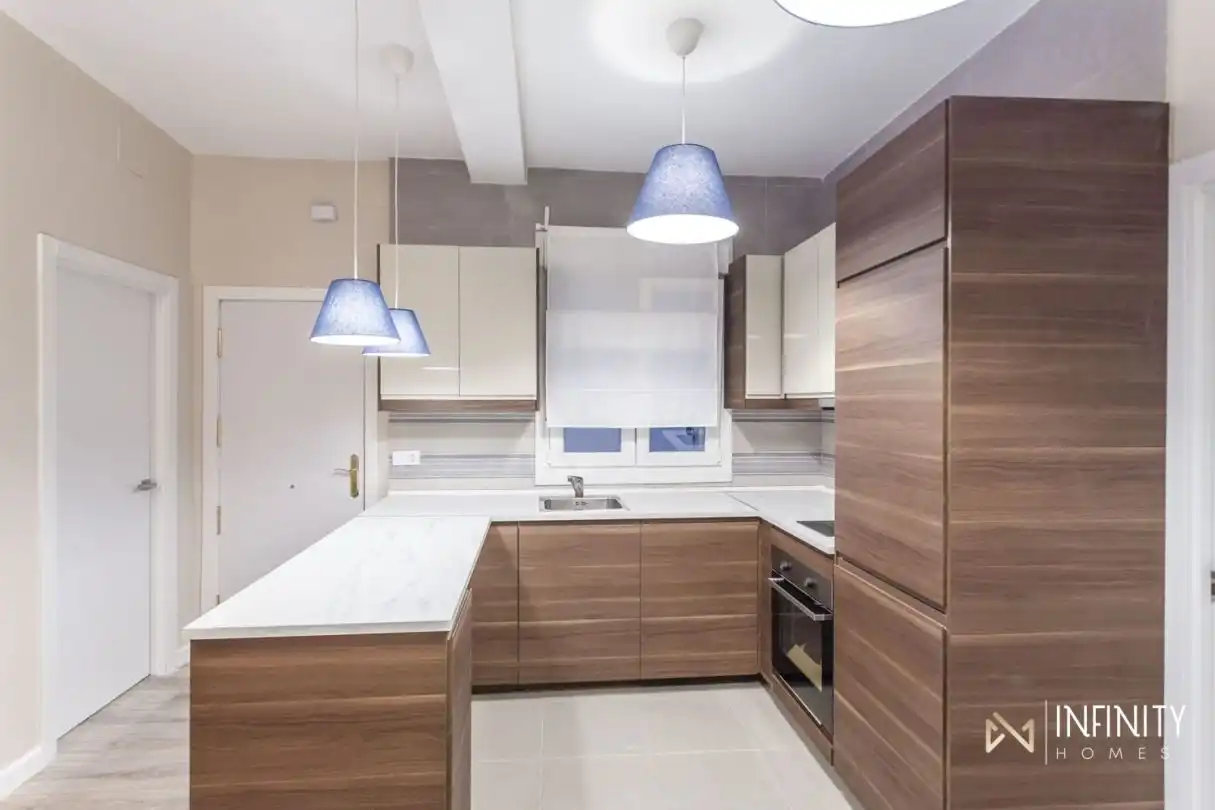 Cocina de Piso de alquiler en Bilbao  con Calefacción
