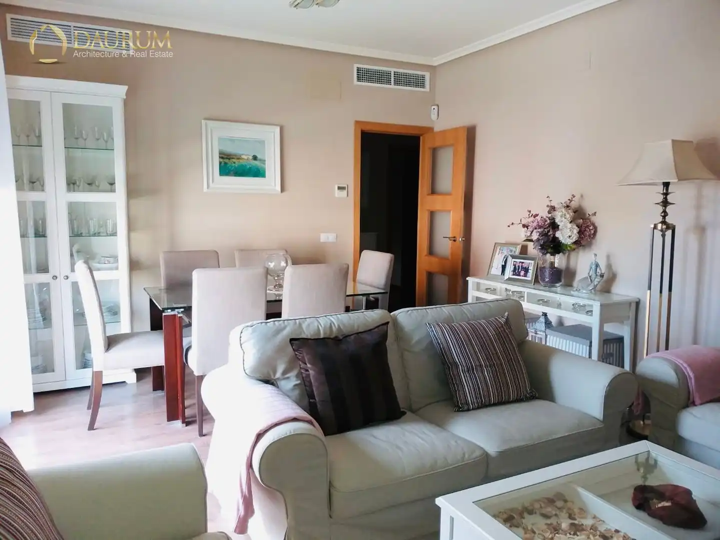 Sala de estar de Ático en venta en Mairena del Aljarafe con Aire acondicionado, Terraza y Piscina