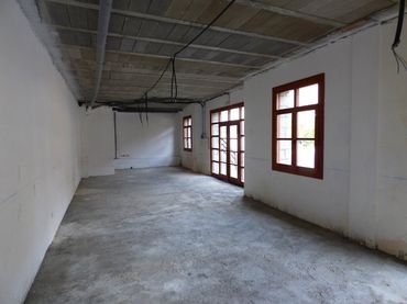 Locale commerciale in vendita a Els Pllan D'Ansils 6