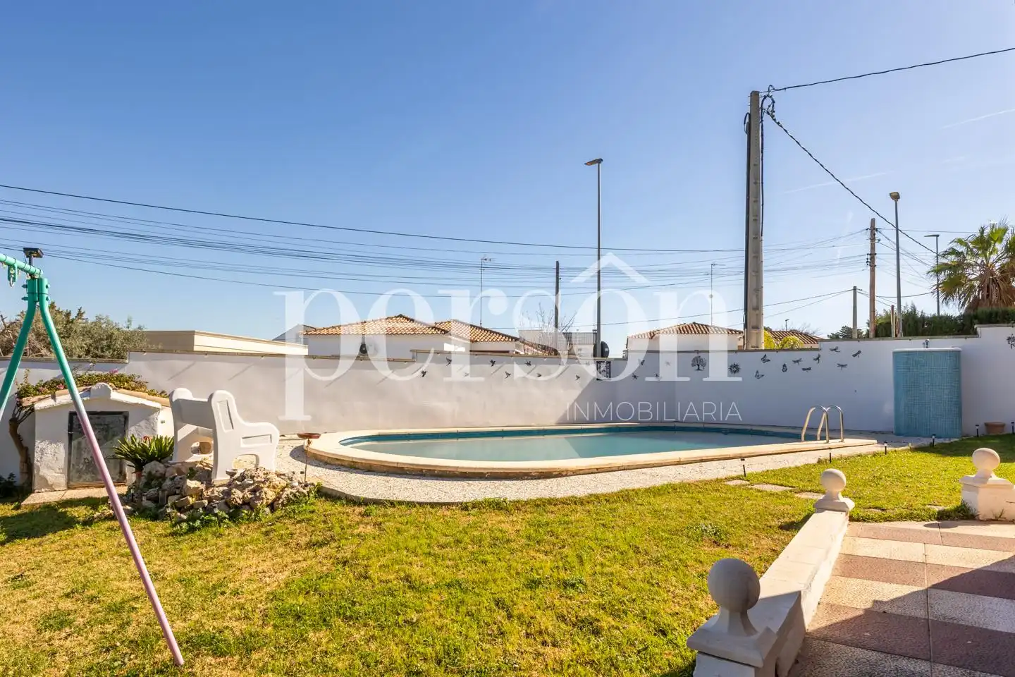 Piscina de Casa o xalet en venda en La Pobla de Vallbona amb Aire condicionat, Calefacció i Terrassa