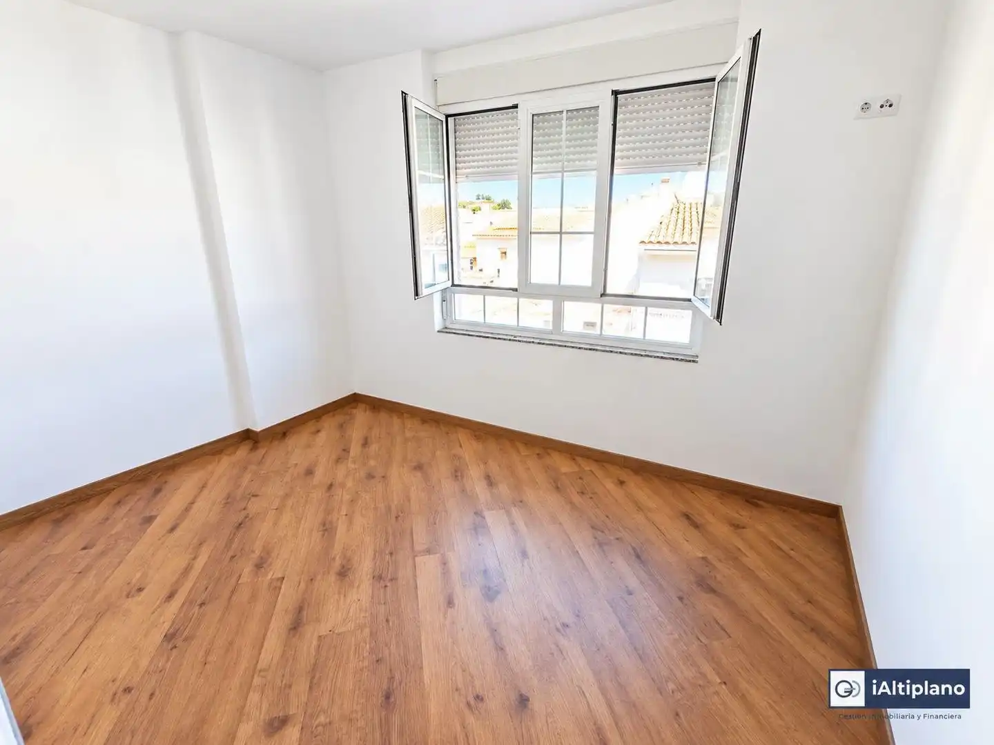 Piso con terraza en venta en Baza, imagen 18
