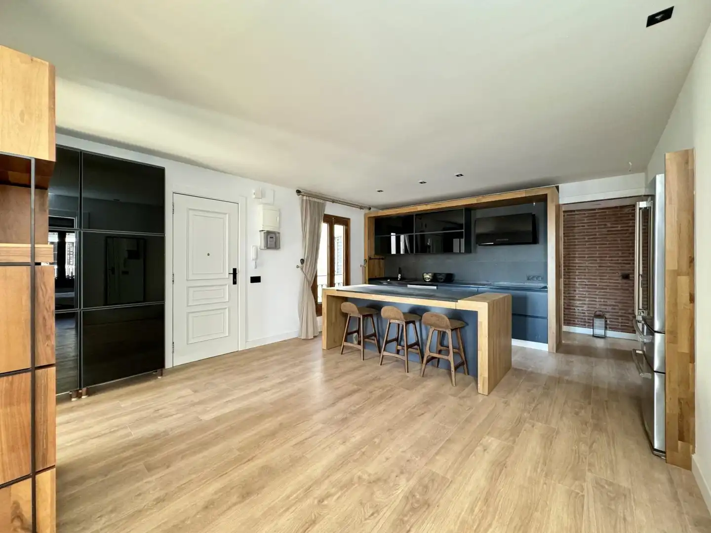 Piso con ascensor en venta en Ciutat Vella, imagen 3
