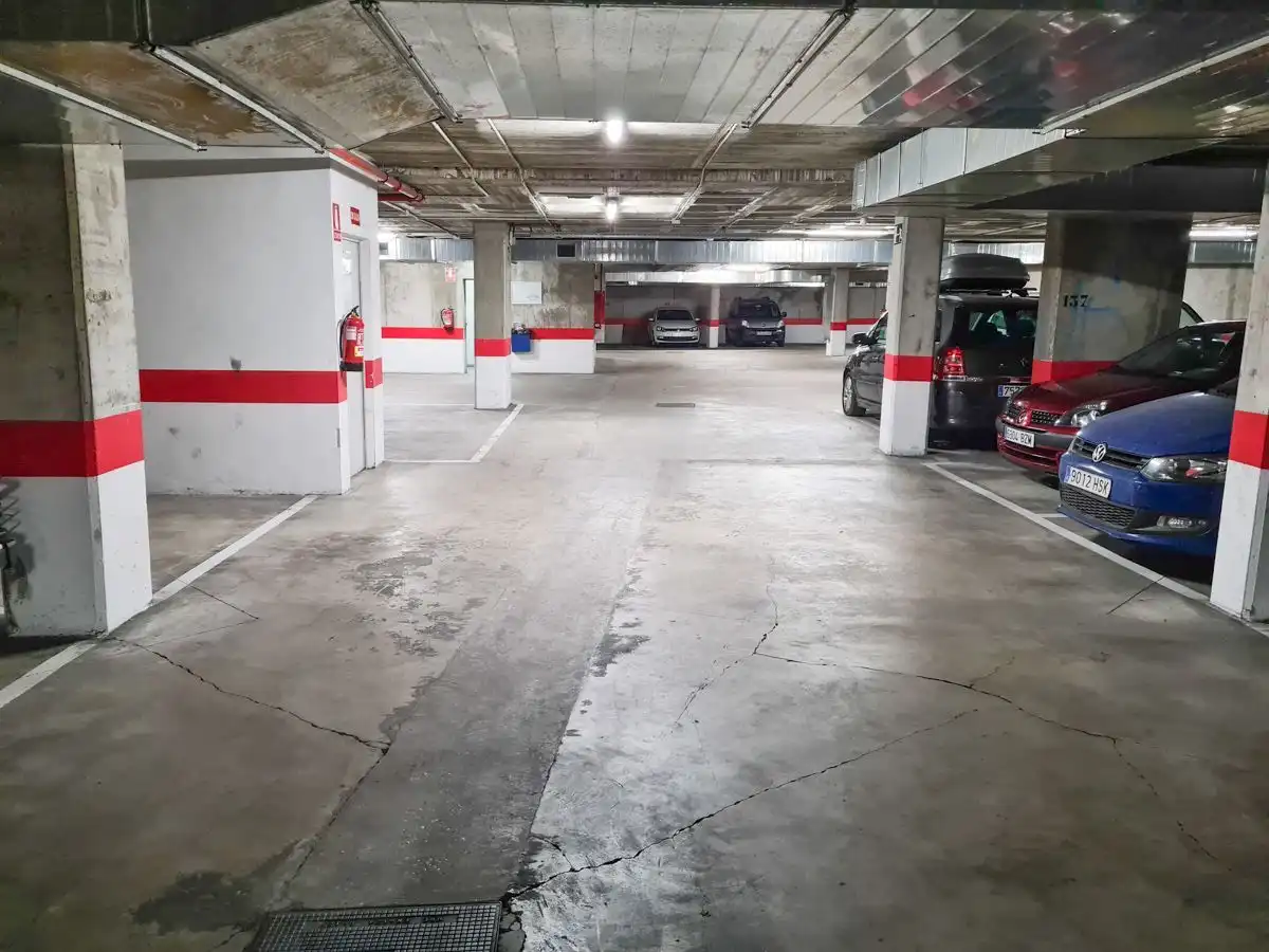 Parking of Garage for sale in Zaragoza