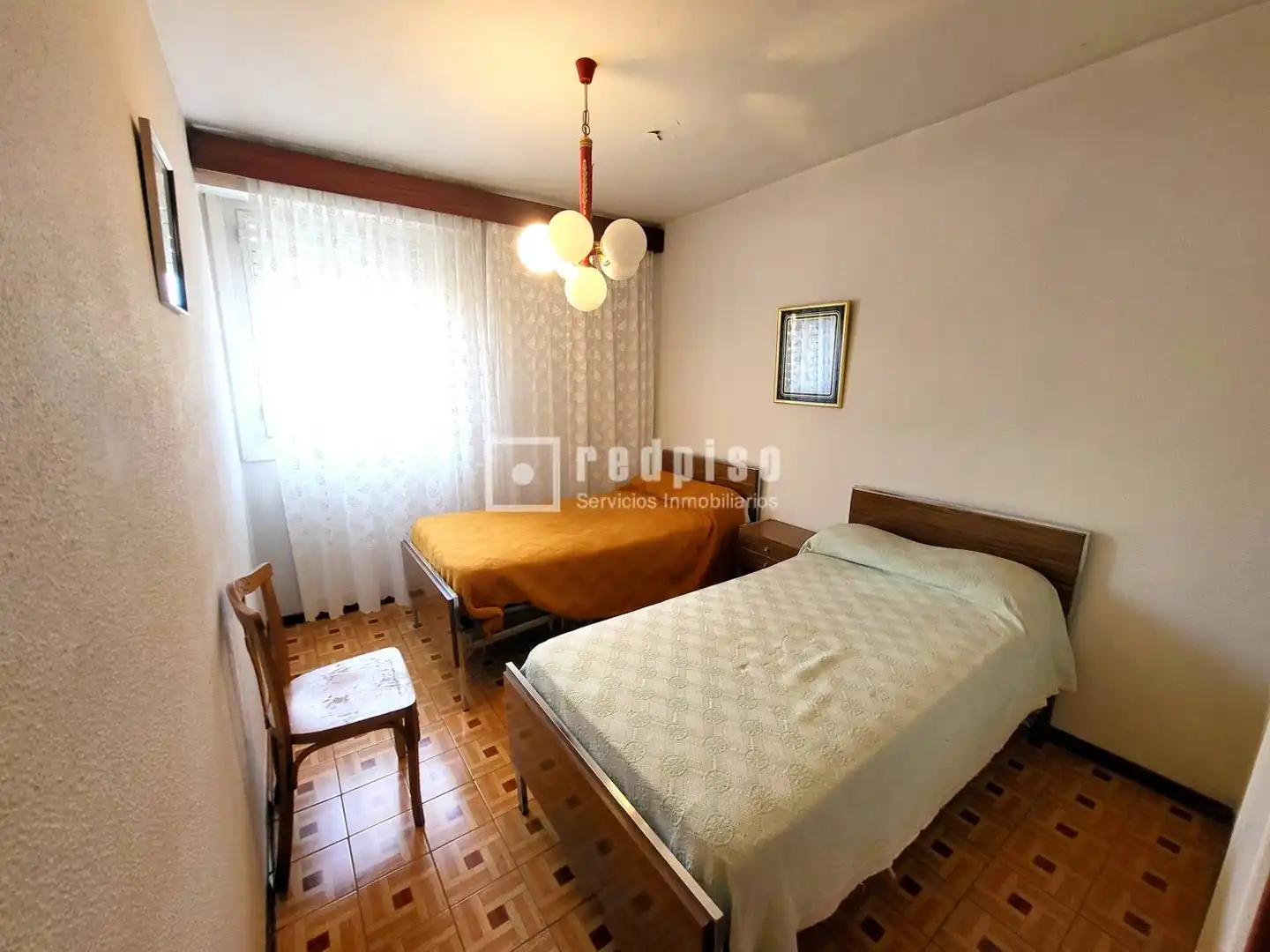 Habitación de Piso en venta en Madrid con Calefacción y Terraza