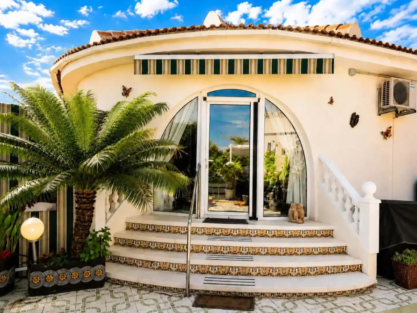 Vista exterior de Casa o chalet en venta en Benijófar con Aire acondicionado
