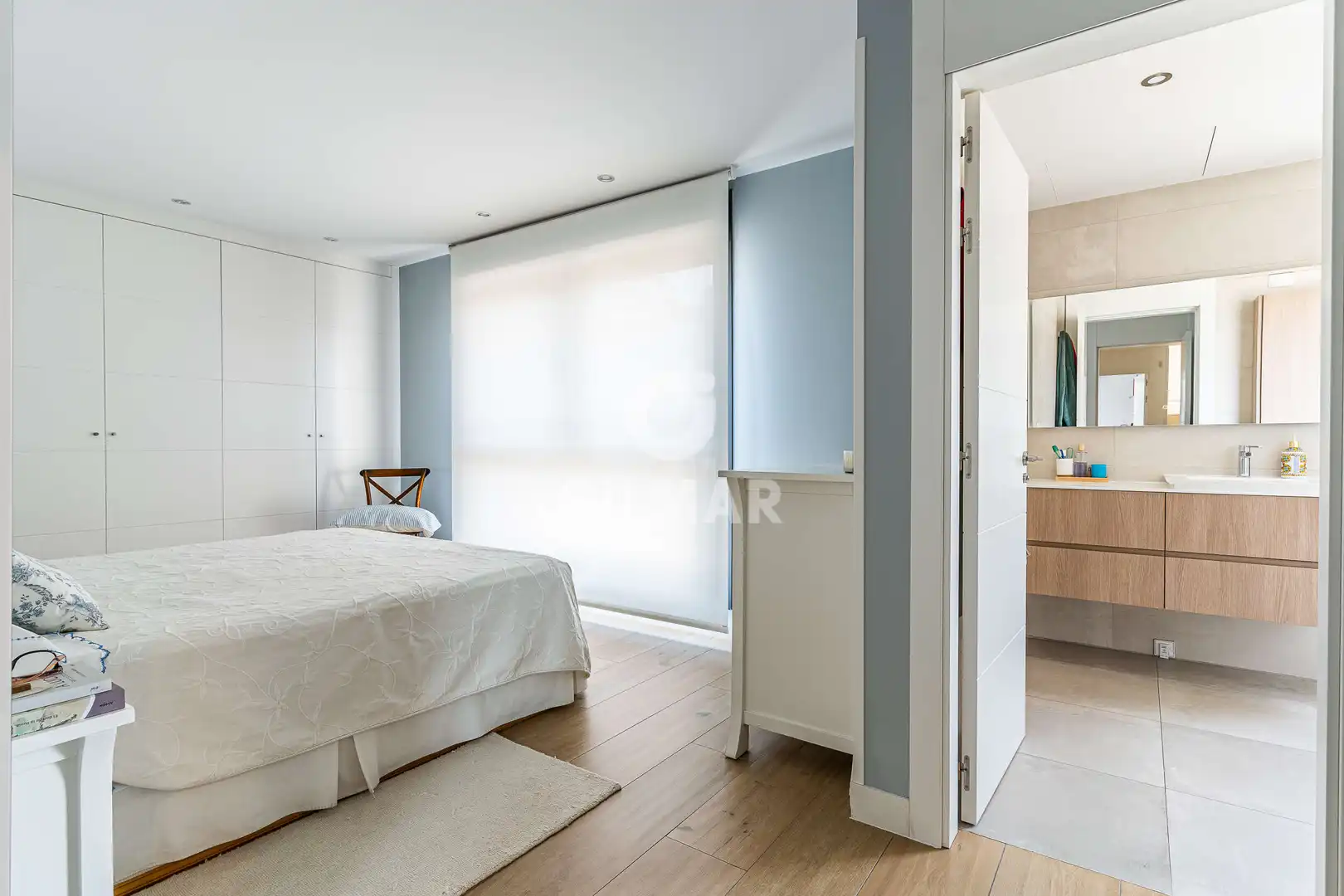 Schlafzimmer von Einfamilien-Reihenhaus zum Verkauf in Madrid mit Heizung, Privatgarten und Schwimmbad
