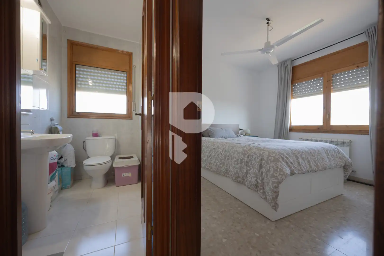 Dormitori de Casa o xalet en venda en Vallirana amb Aire condicionat, Calefacció i Jardí privat