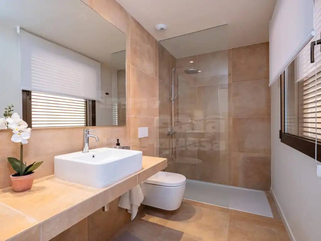 Baño de Apartamento de alquiler en Begur