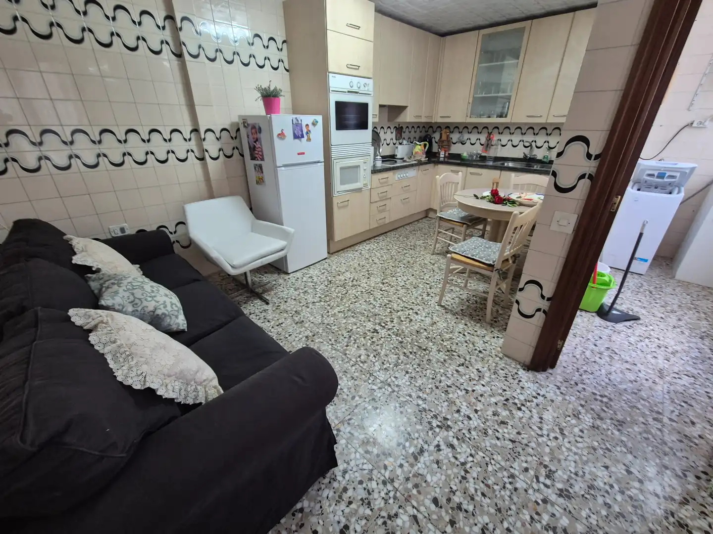 Küche von Wohnung zur Miete in Elche / Elx mit Klimaanlage, Möbliert und Ofen