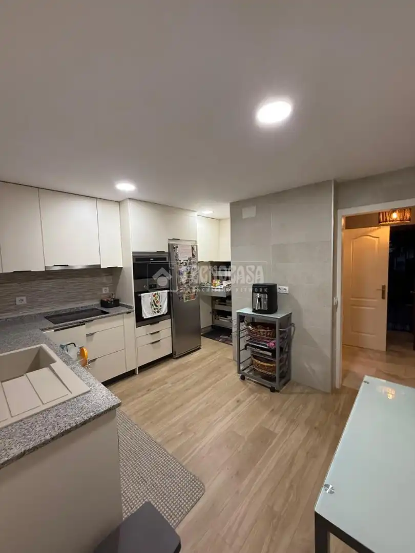 Detached homes for sale in Colores - Entreparques
