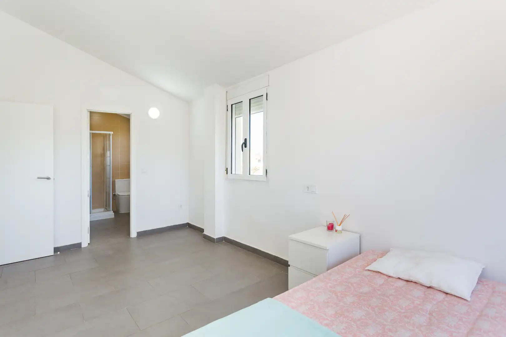 Bedroom of Houses for sale in San Antonio de Benagéber  with Air Conditioner, Heating and Private garden