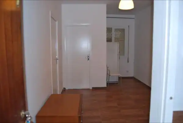 Piso de alquiler en L'Hospitalet de Llobregat con Amueblado y Horno