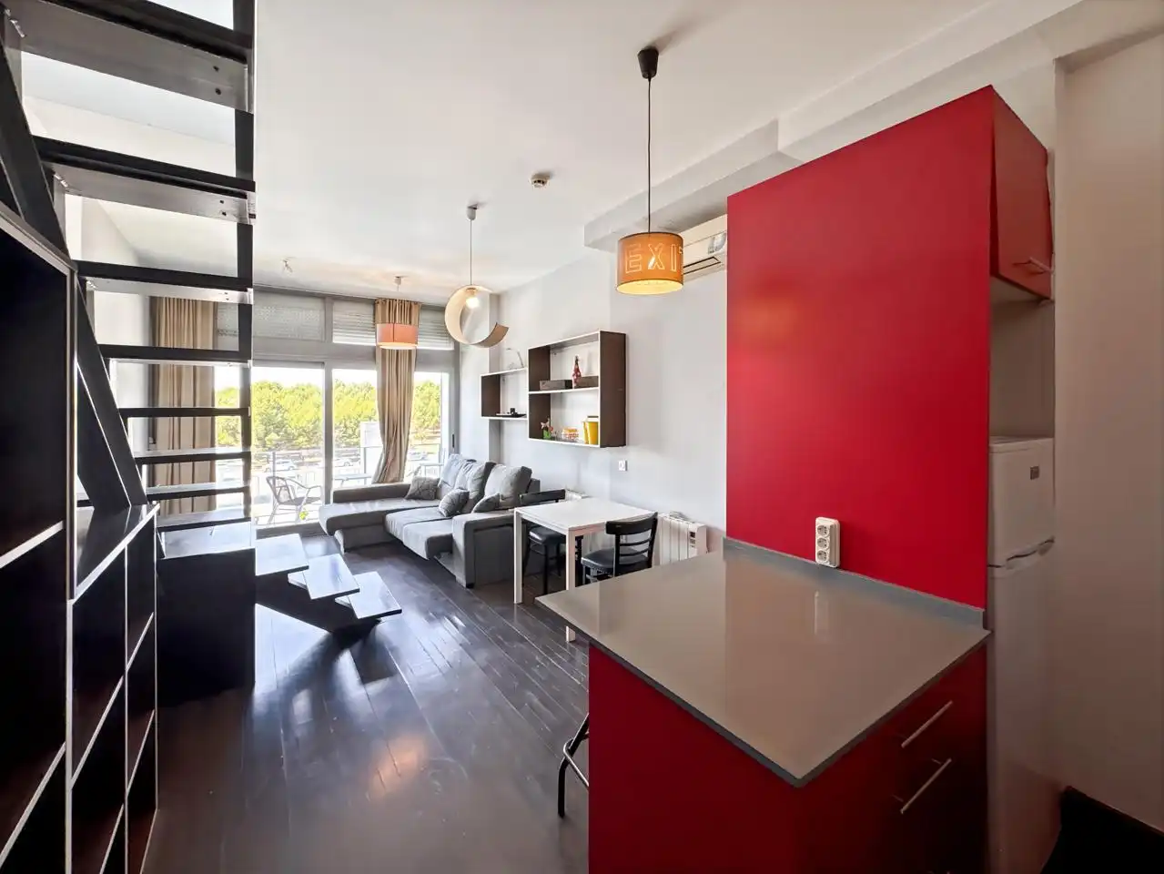 Wohnzimmer von Maisonette zum Verkauf in Madrid mit Klimaanlage, Heizung und Terrasse
