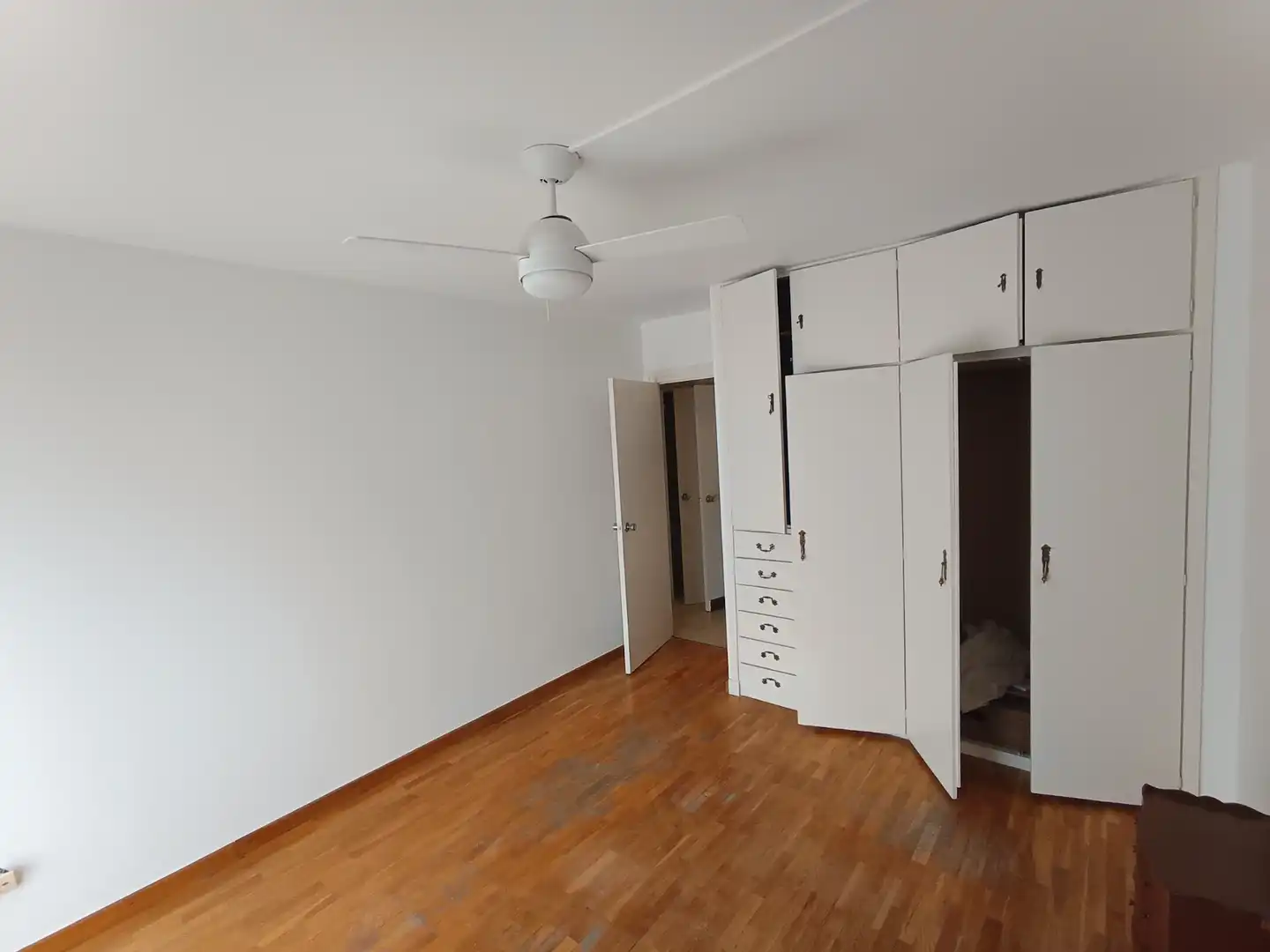 Habitación de Piso en venta en Lleida con Calefacción, Parquet y Balcón