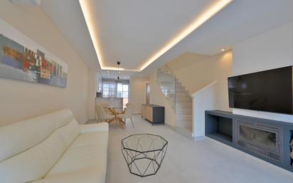 Living room of Single-family semi-detached for sale in Mijas  with Air Conditioner, Private garden and Terrace