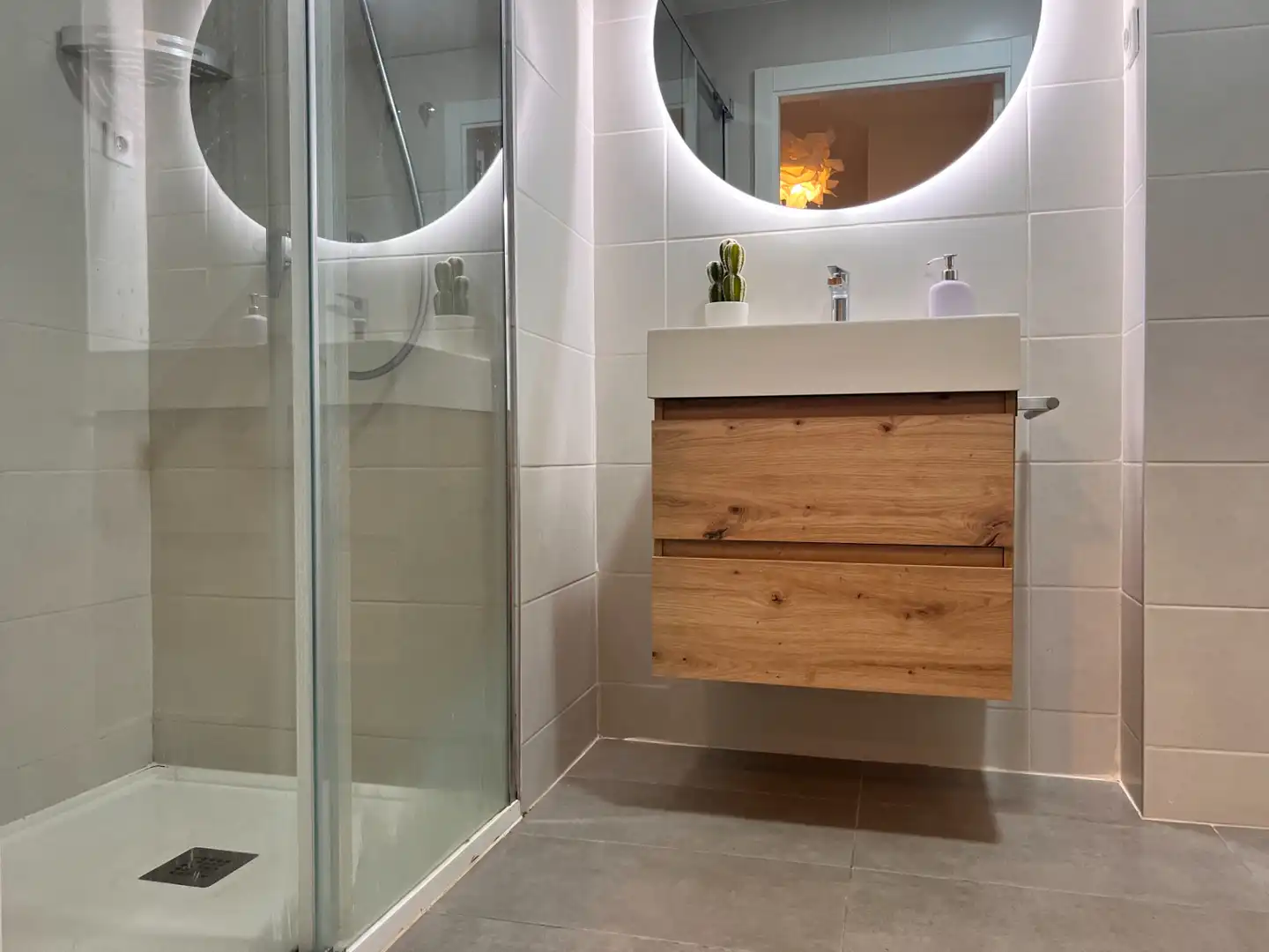 Bathroom of Ground floor for sale in Arenys de Mar  with Air Conditioner, Heating and Parquet flooring