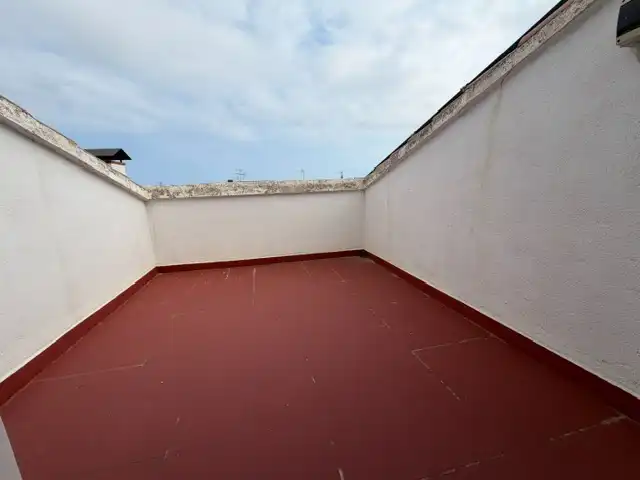 Terrasse von Einfamilien-Reihenhaus zum Verkauf in Vilassar de Dalt mit Klimaanlage, Heizung und Privatgarten