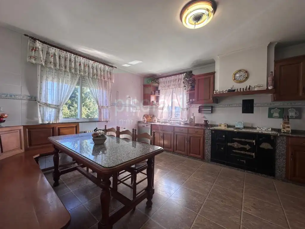 Kitchen of Houses for sale in Lugo