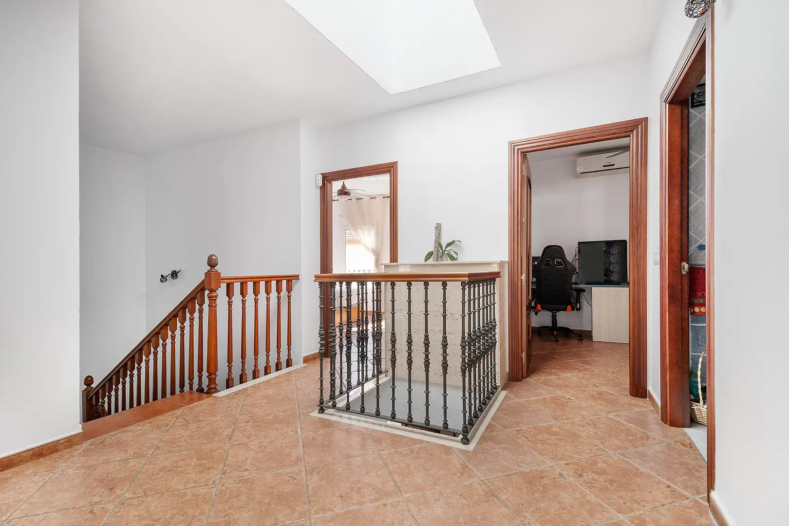 Houses for sale in Cártama  with Air Conditioner, Private garden and Terrace