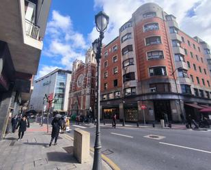 Vista exterior de Pis en venda en Bilbao 