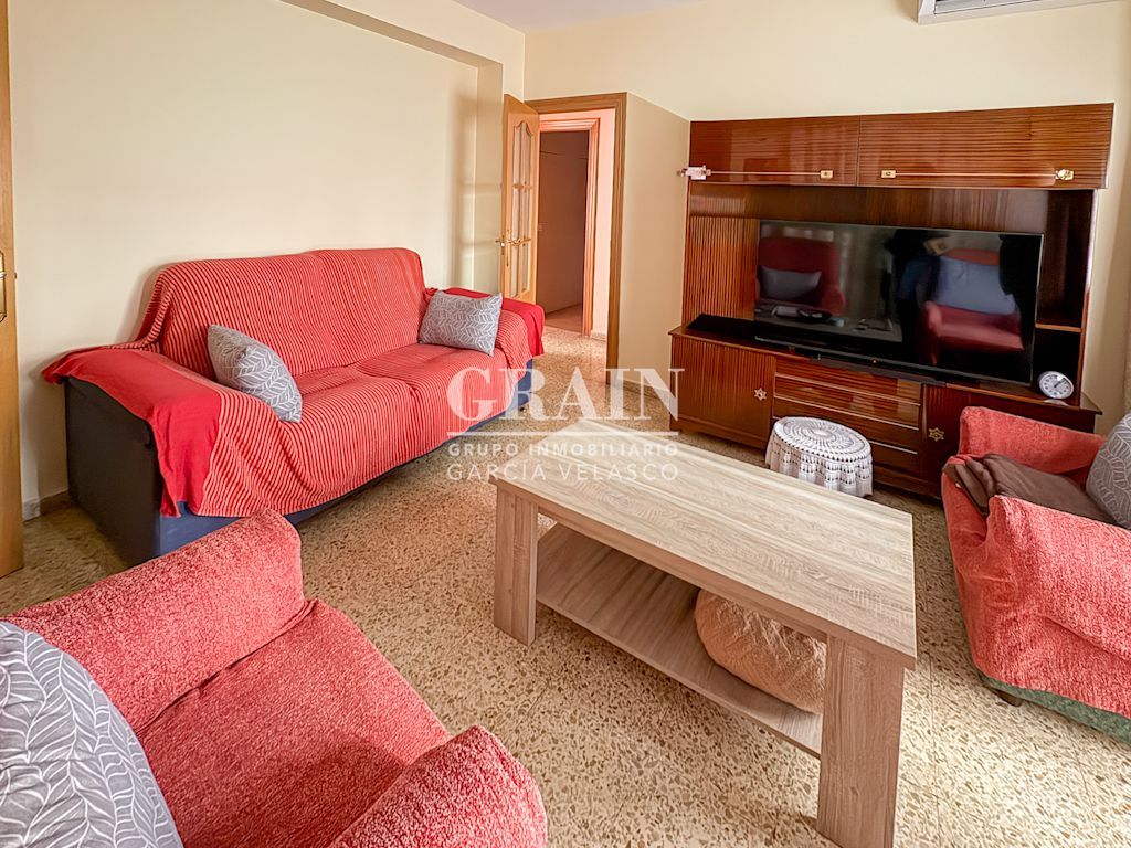 Sala d'estar de Pis en venda en  Albacete Capital amb Aire condicionat i Balcó