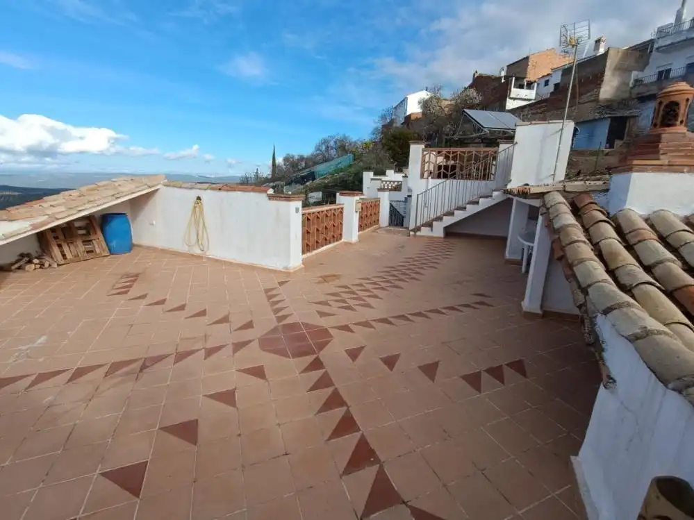 Vista exterior de Casa o xalet en venda en Chilluévar amb Aire condicionat, Terrassa i Moblat