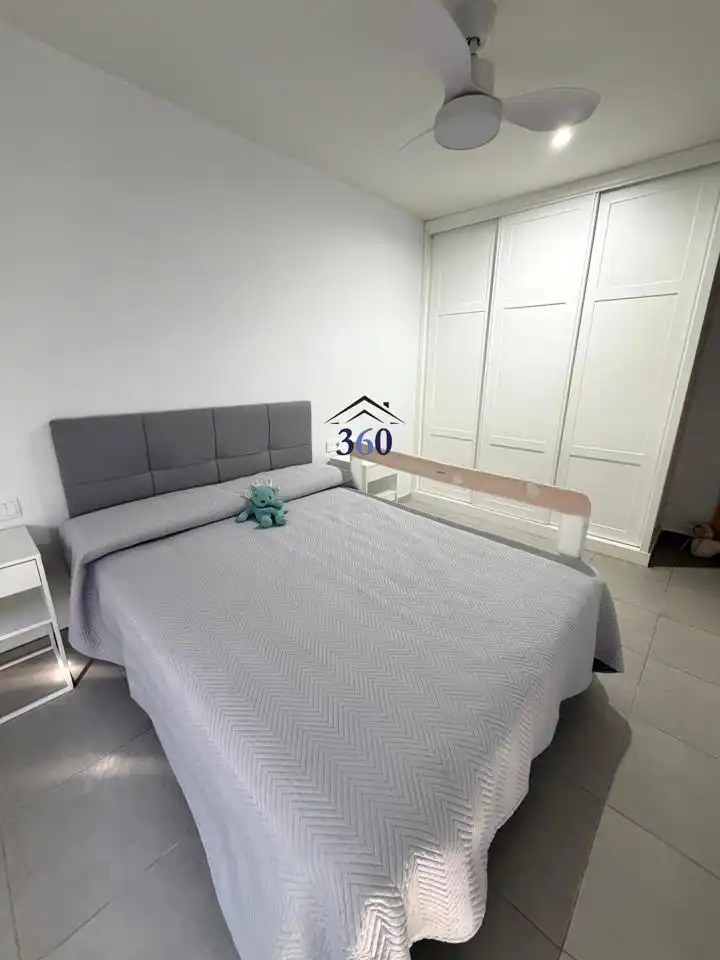 Habitación de Piso en venta en Cáceres con Aire acondicionado, Terraza y Amueblado