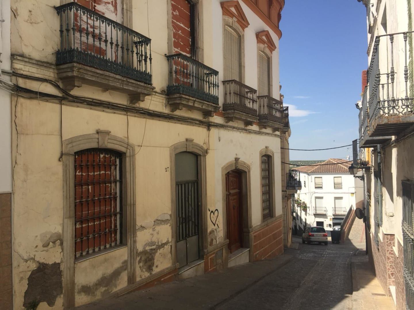 Exterior view of Single-family semi-detached for sale in Martos