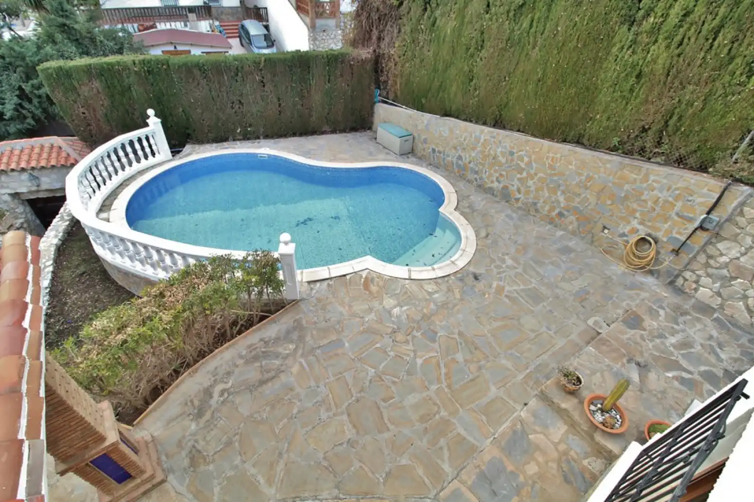 Piscina de Casa o xalet en venda en Rincón de la Victoria amb Aire condicionat, Jardí privat i Terrassa